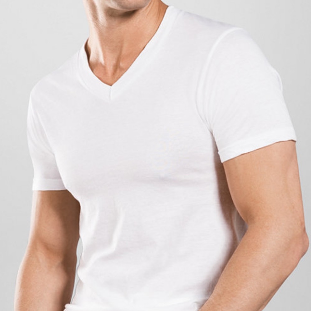 White cotton v-neck T-shirt